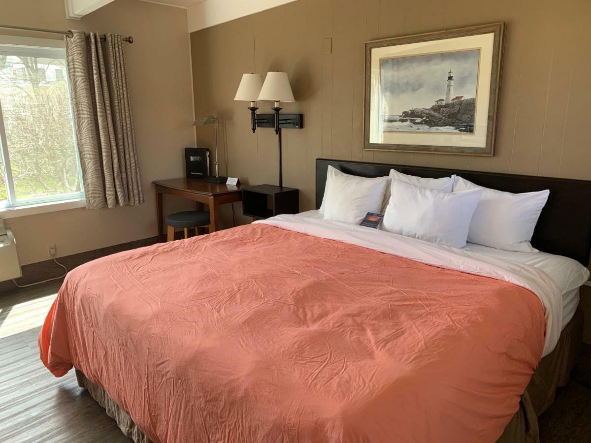 Beachfront Inn 贝利斯港 外观 照片