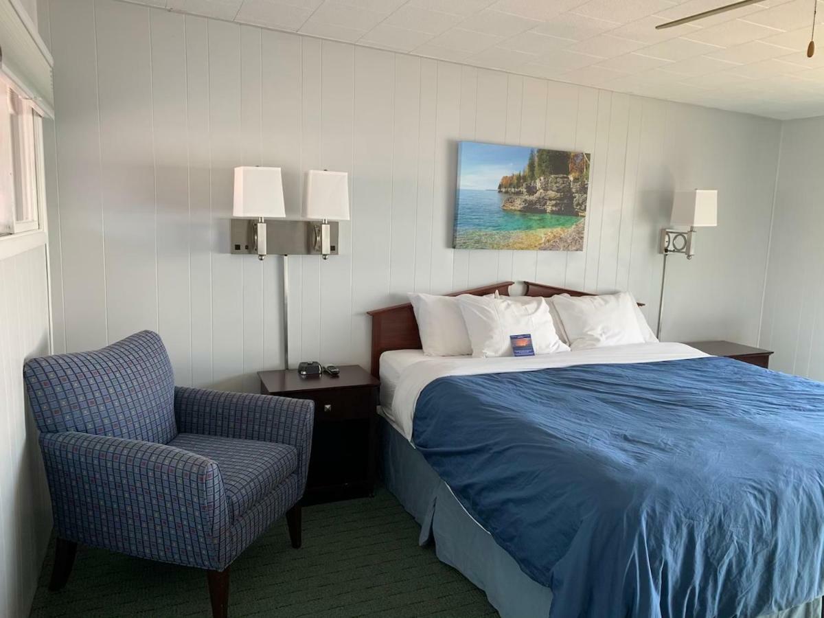 Beachfront Inn 贝利斯港 外观 照片