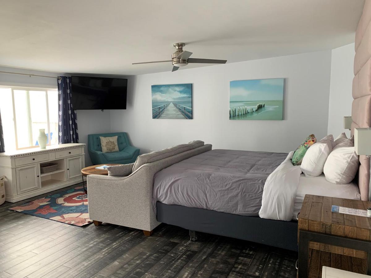 Beachfront Inn 贝利斯港 外观 照片