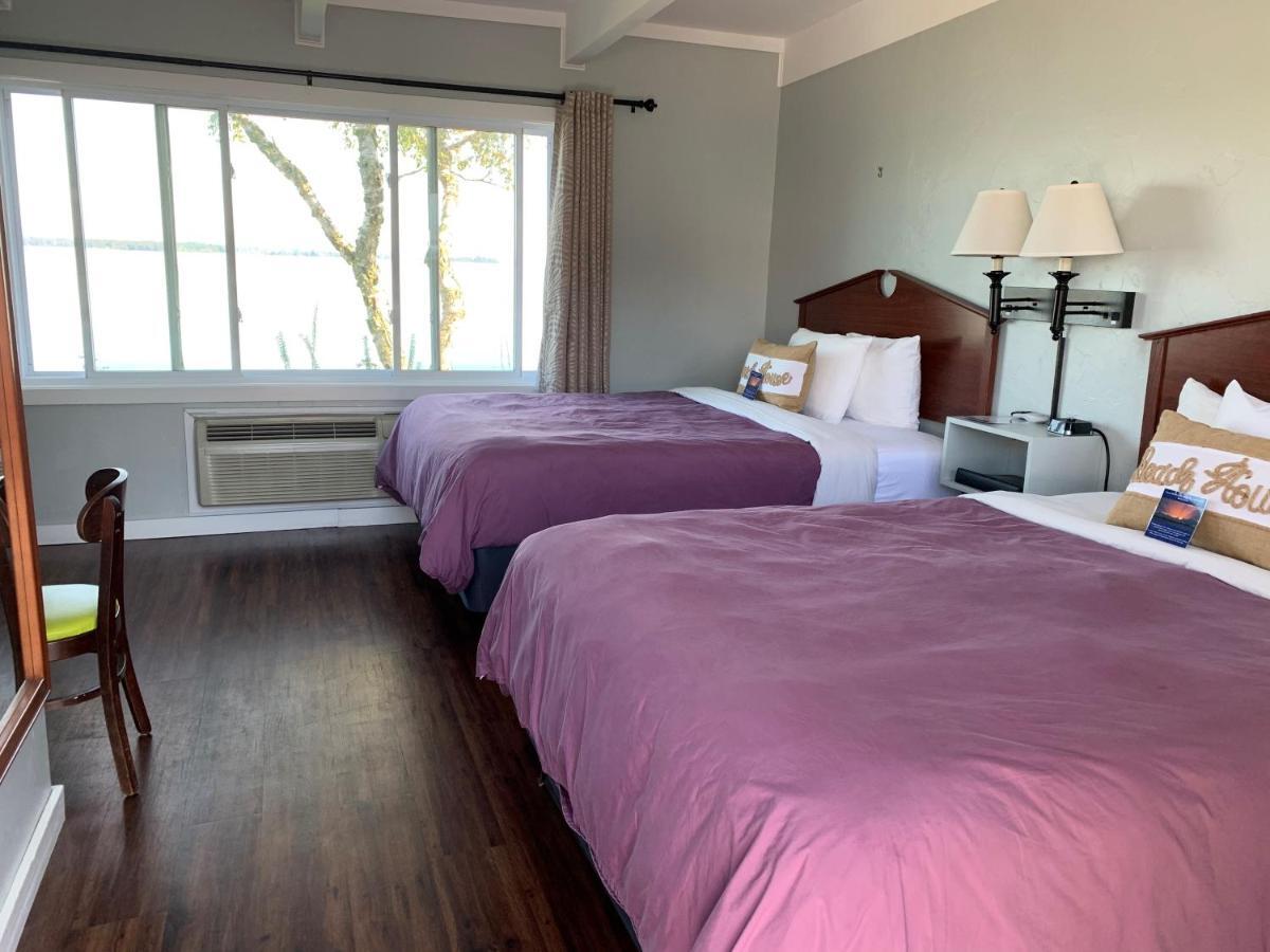 Beachfront Inn 贝利斯港 外观 照片