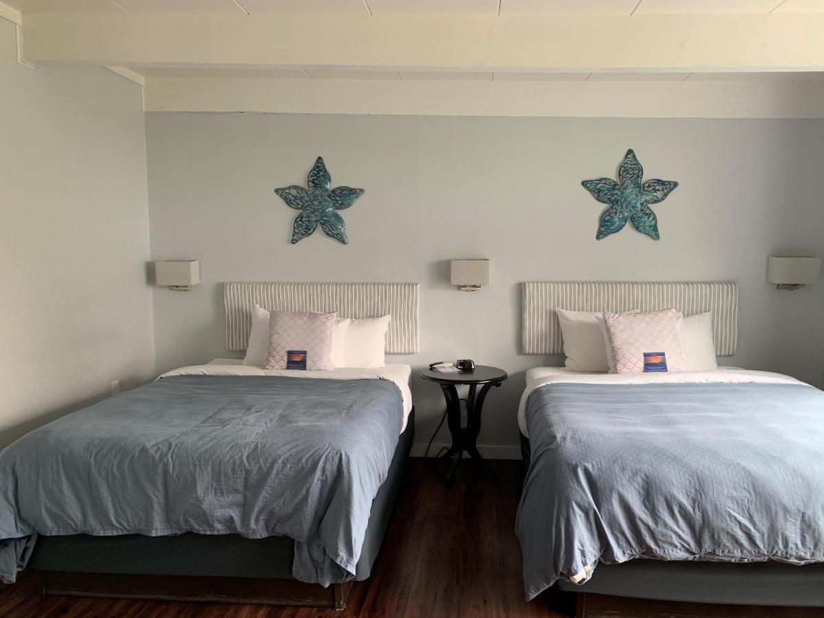 Beachfront Inn 贝利斯港 外观 照片